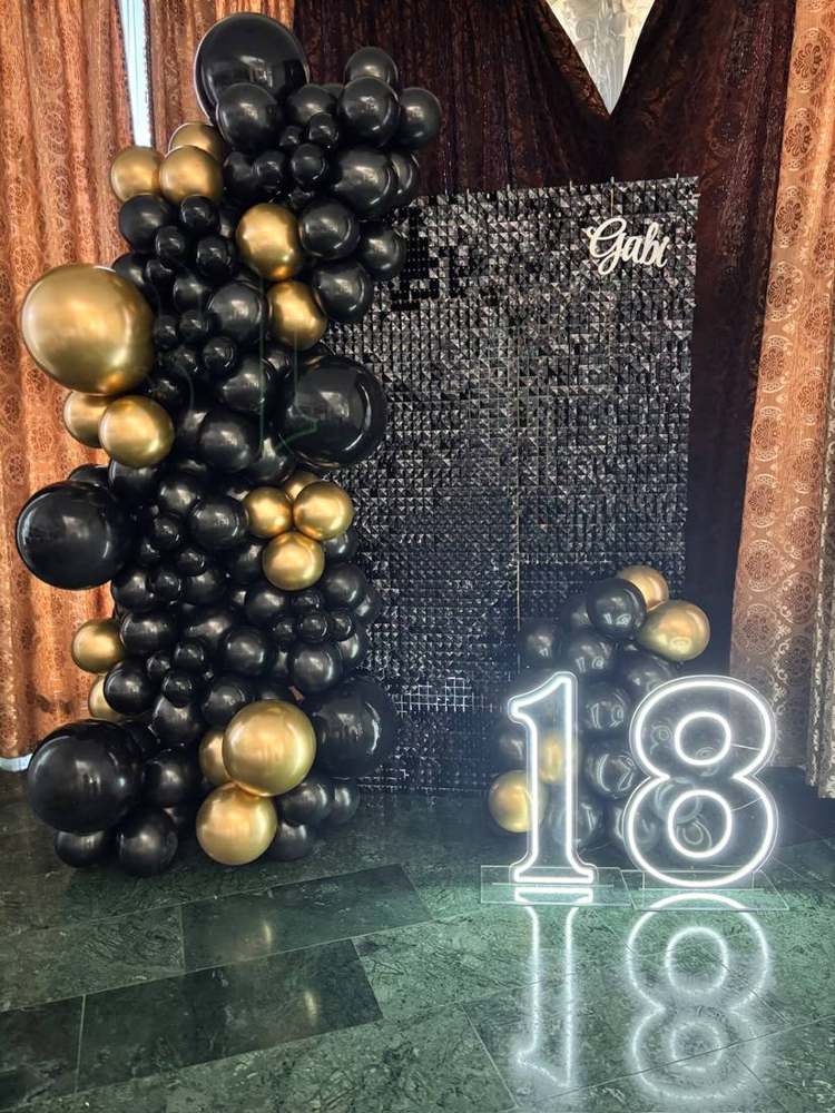 Decor de botez și aniversare pentru copii realizat de Decor Boutique Events, Ploiești