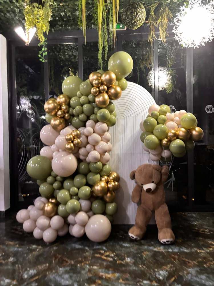 Decor de botez și aniversare pentru copii realizat de Decor Boutique Events, București