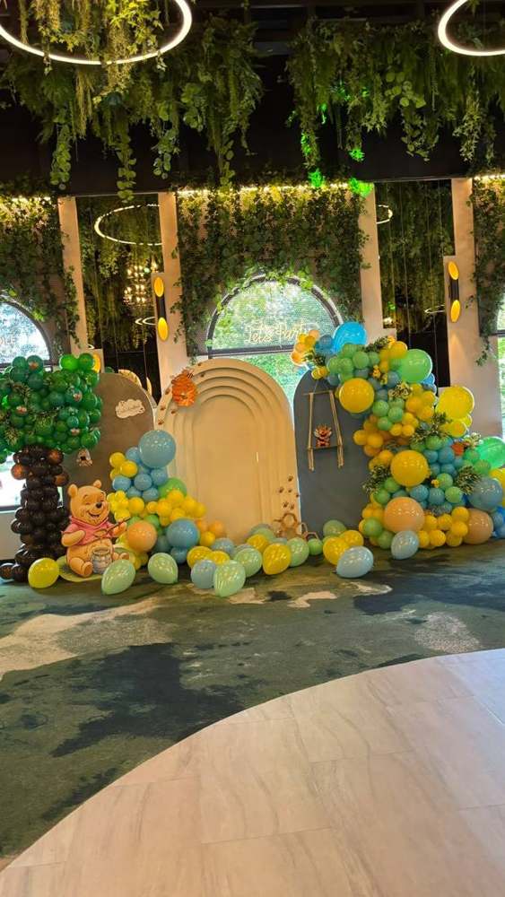 Decor de botez și aniversare pentru copii realizat de Decor Boutique Events, Ploiești