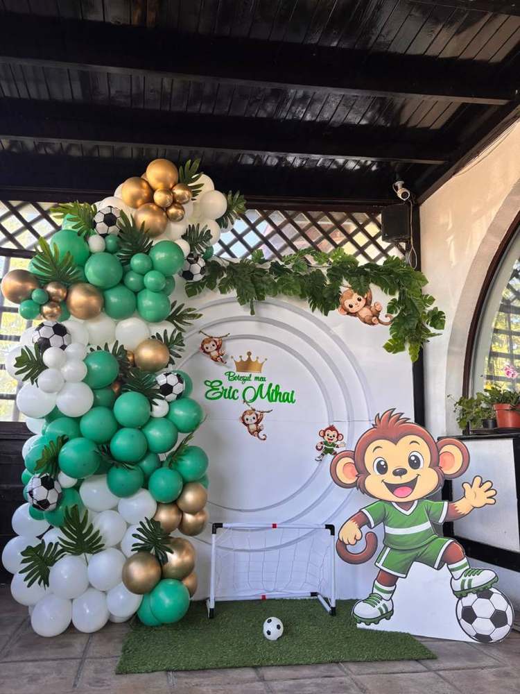Decor de botez și aniversare pentru copii realizat de Decor Boutique Events, Pitești