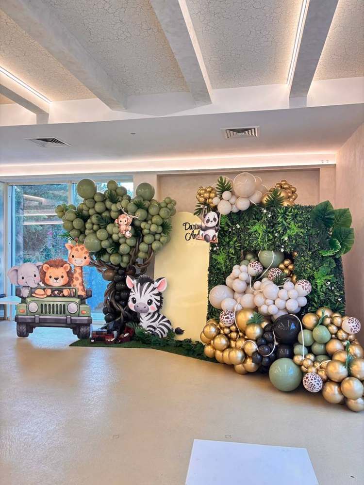 Decor de botez și aniversare pentru copii realizat de Decor Boutique Events, Ploiești
