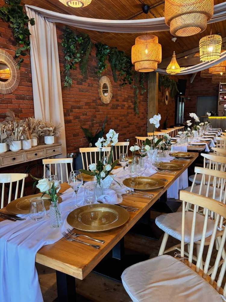 Decor de masă realizat de Decor Boutique Events, Ploiești