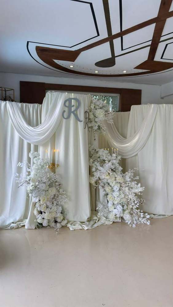 Decor de nuntă realizat de Decor Boutique Events, Ploiești