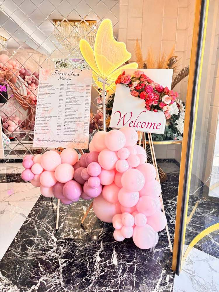 Panou de bun venit realizat de Decor Boutique Events, Ploiești