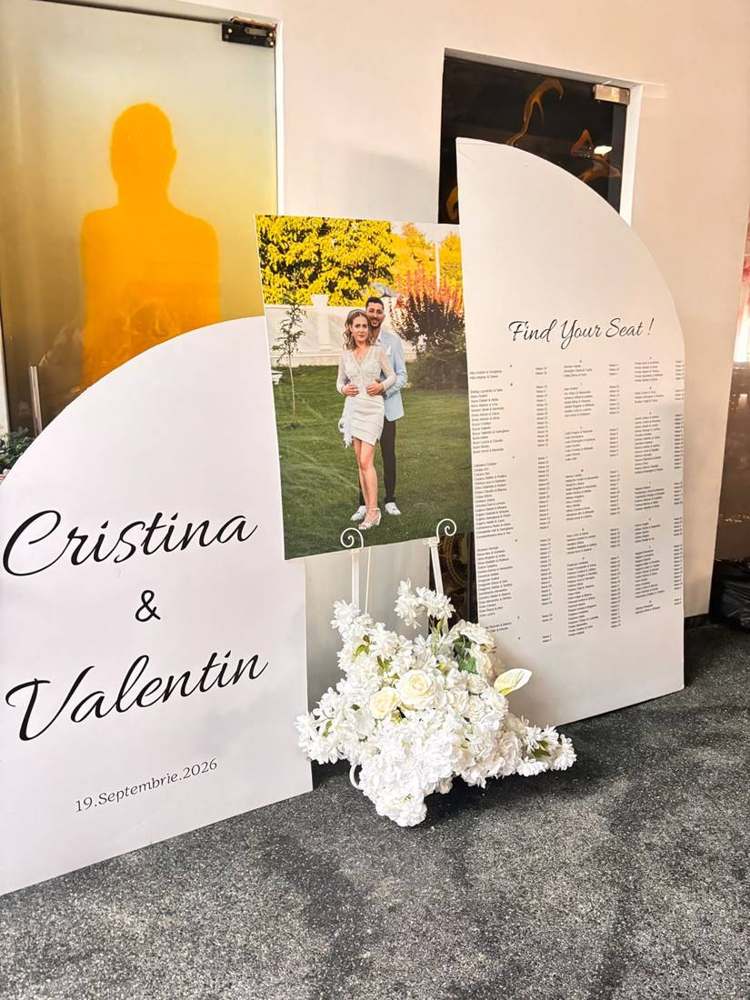 Panou de bun venit realizat de Decor Boutique Events, Pitești