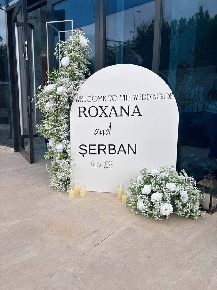 Panou de bun venit realizat de Decor Boutique Events, București